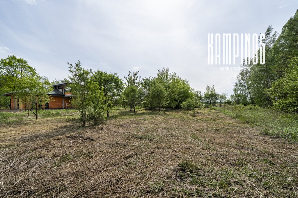 Do sprzedania działka 775 m² z mediami i widokiem w Zielonkach-Wsi Zielonki-Wieś  775m2 Foto 1