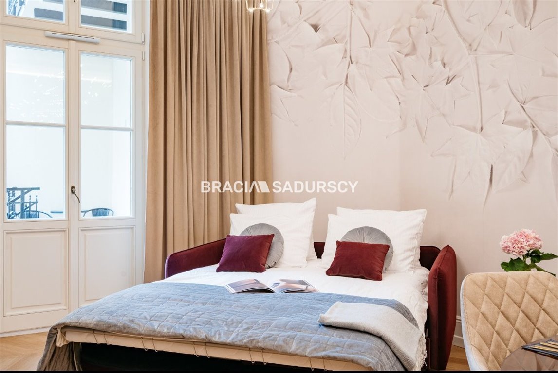 Mieszkanie dwupokojowe na sprzedaż Kraków, Stare Miasto, św. Sebastiana  52m2 Foto 1