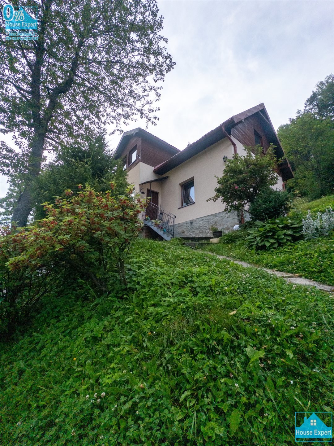 Urokliwy dom w Krynicy-Zdroju z kominkiem i dużą działką Krynica-Zdrój  125m2 Foto 1