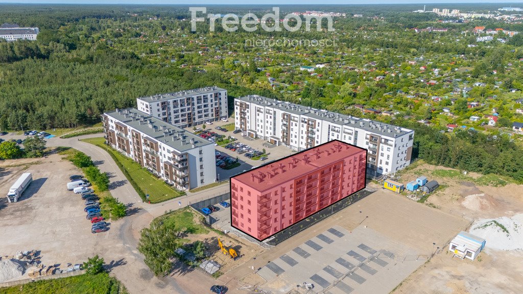 Mieszkanie czteropokojowe  na sprzedaż Piła, Lotnicza  91m2 Foto 1