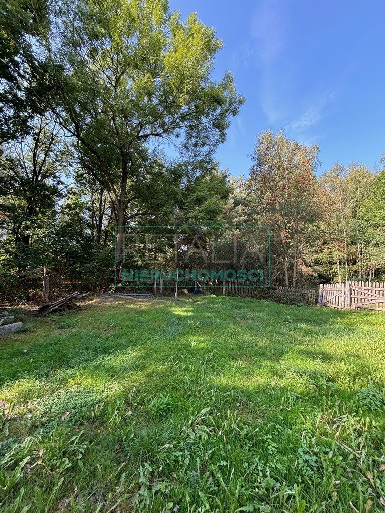 Siedlisko 27 056 m² z domem i budynkami gospodarczych Wiskitki  32m2 Foto 1