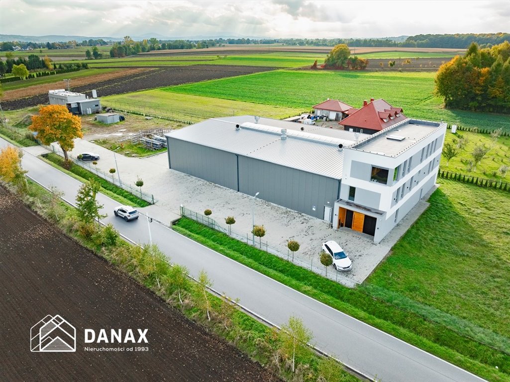 Nowoczesna hala produkcyjno-biurowa 1118 m² w Łężkowicach Łężkowice  1 118m2 Foto 1