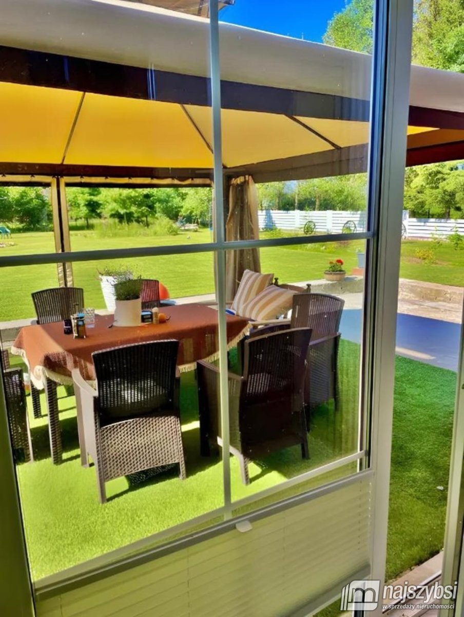 Przestronny dom 430 m2 z 4 mieszkaniami i dochodem Tymień  430m2 Foto 1