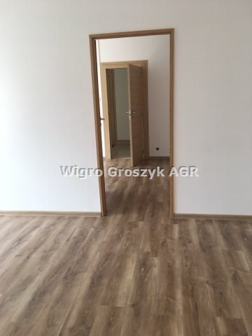 Lokal użytkowy na wynajem Łomianki, Centrum  42m2 Foto 1