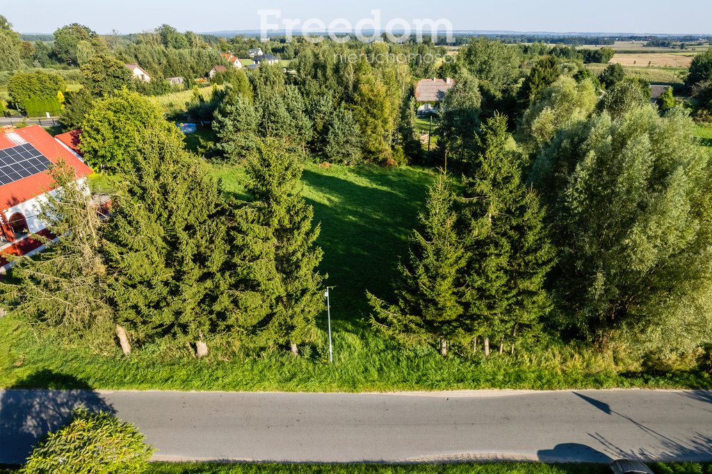 Działka budowlana na sprzedaż Frednowy  2 000m2 Foto 1