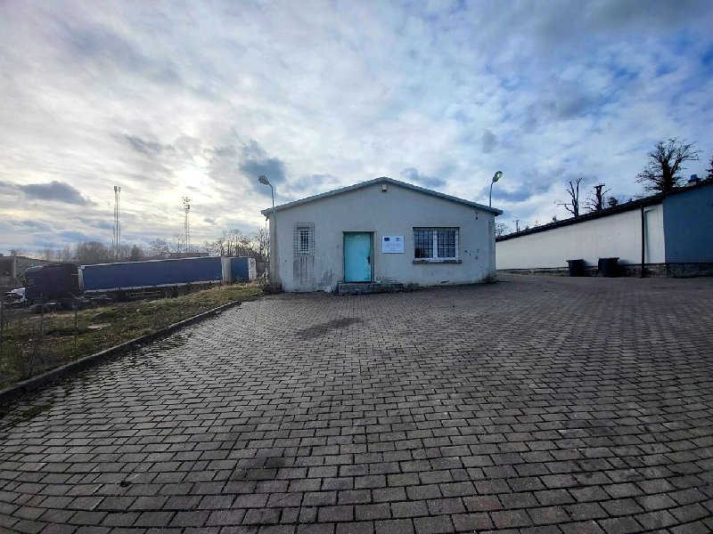 Duża hala i działka pod działalność w Mstowie – 600 m2 Mstów, Mokrzesz  600m2 Foto 1