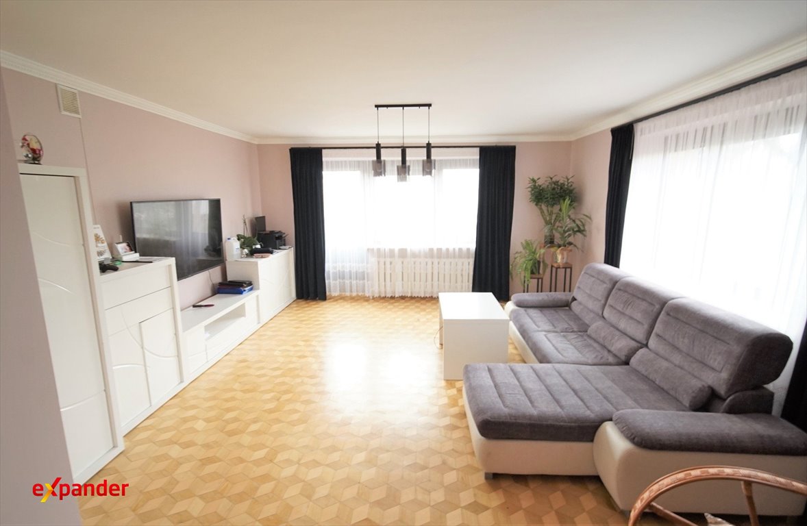 Funkcjonalny dom po remoncie, 204 m2, ogród 8 arów Zaczernie  204m2 Foto 1