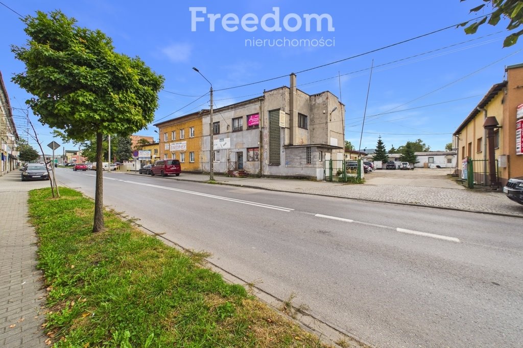 Magazyn z biurami i garażem, 247 m² w Wadowicach. Wadowice, Legionów  247m2 Foto 1