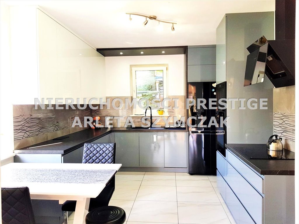 Przestronny dom 275 m² z dużą działką i widokiem na góry Kiczyce  275m2 Foto 1