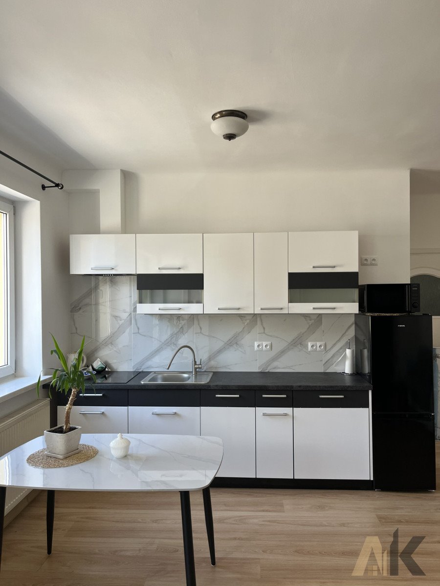 Mieszkanie 36 m² w Nowym Sączu (centrum) z klimatyzacją Nowy Sącz, Kazimierza Wielkiego  36m2 Foto 1
