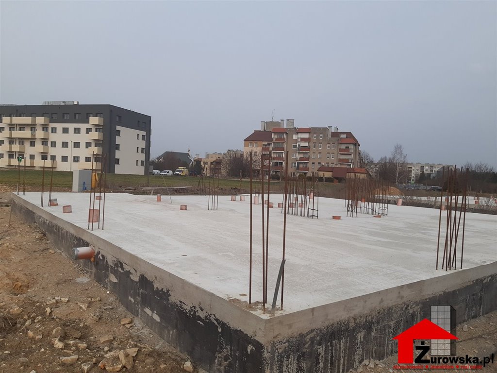 Działka budowlana na sprzedaż Strzelce Opolskie  1 100m2 Foto 1