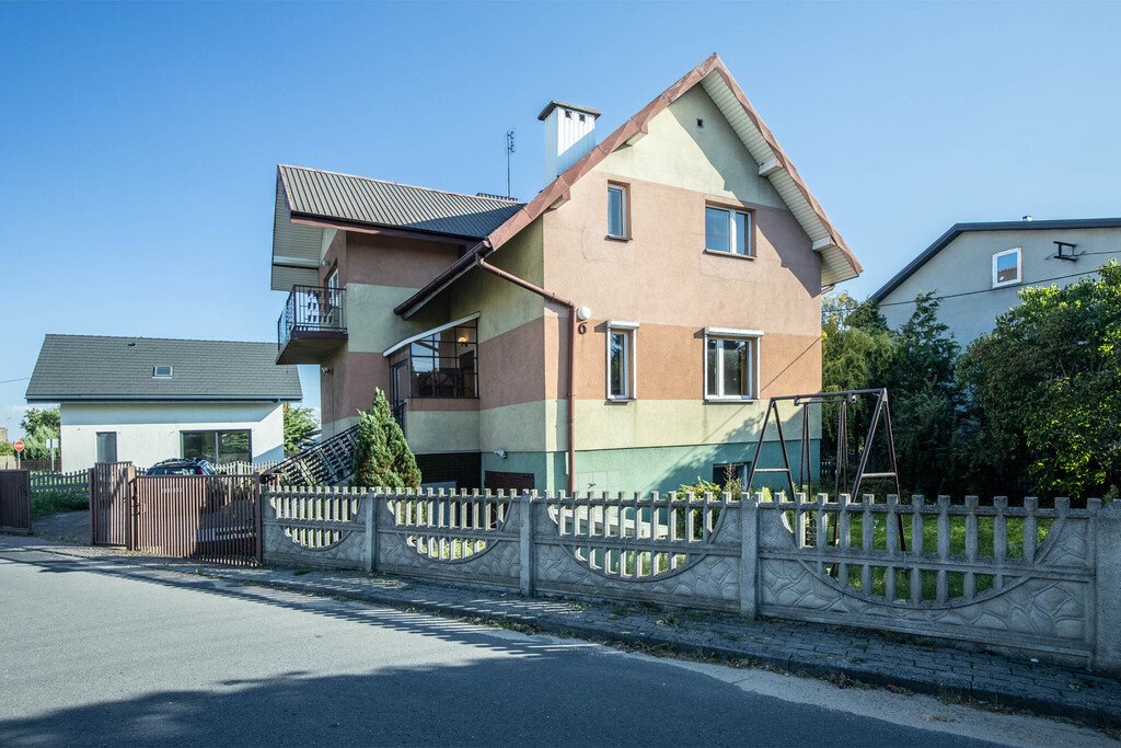 Dom na sprzedaż Złoczew, Ignacego Krasickiego  214m2 Foto 1