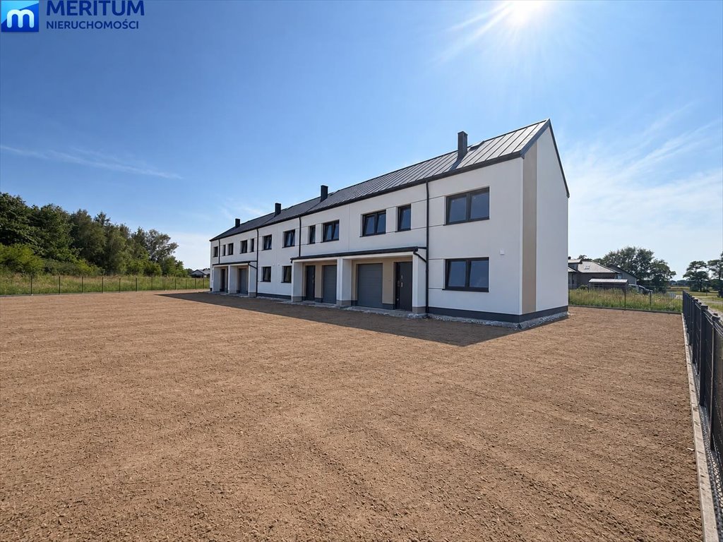 Zapraszam do obejrzenia nowoczesnego segmentu 118 m² w Bieniewicach Bieniewice  118m2 Foto 1