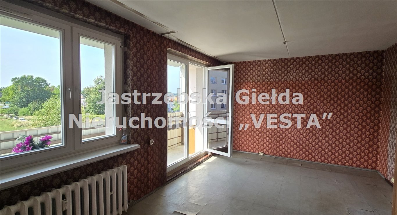 Mieszkanie trzypokojowe na sprzedaż Żory, os. 700-lecia, 700-lecia  56m2 Foto 3