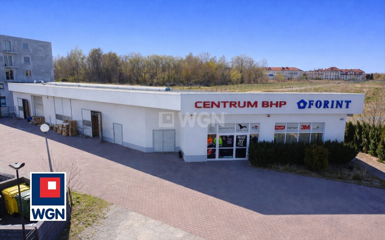 Do sprzedania atrakcyjny pawilon 457 m² w centrum Ostrów Wielkopolski Ostrów Wielkopolski, centrum, rej. ul. Wysockiej  458m2 Foto 1
