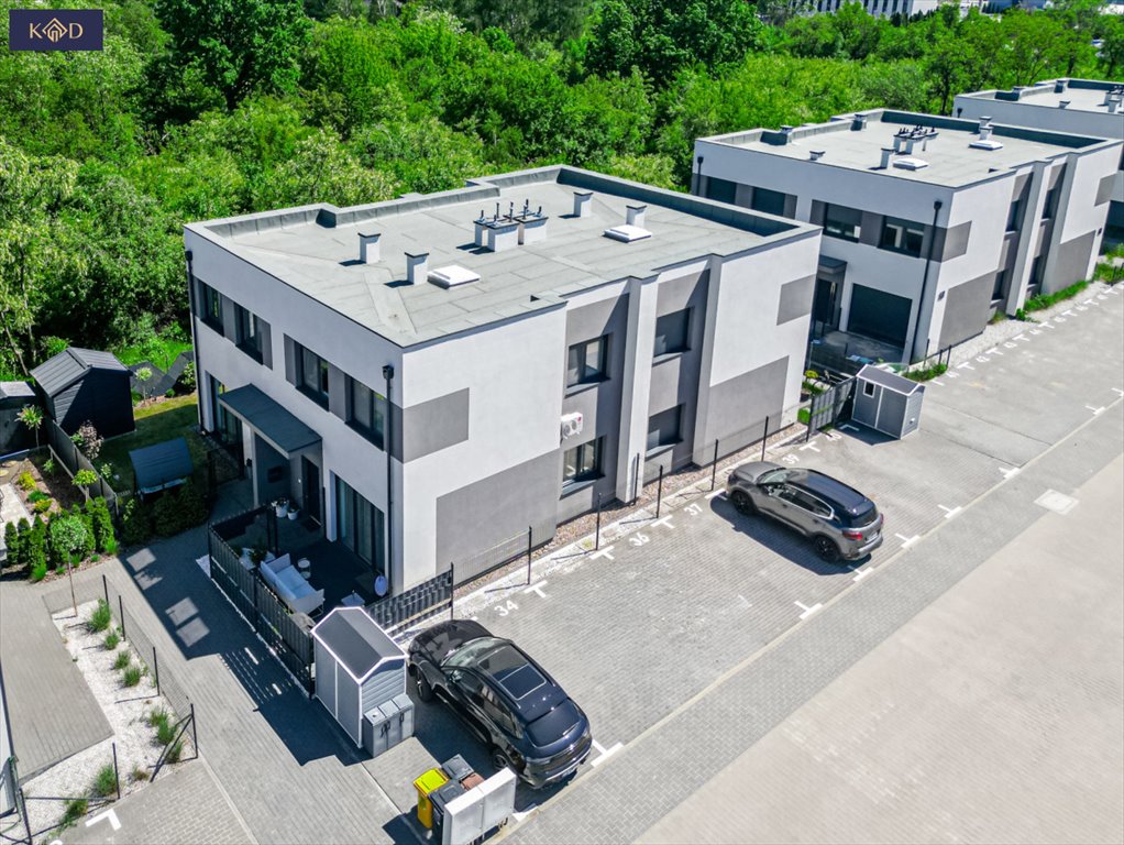 Nowoczesny dom 75,5 m2 z ogródkiem i miejscami postojowymi Jasin, Augusta  76m2 Foto 1