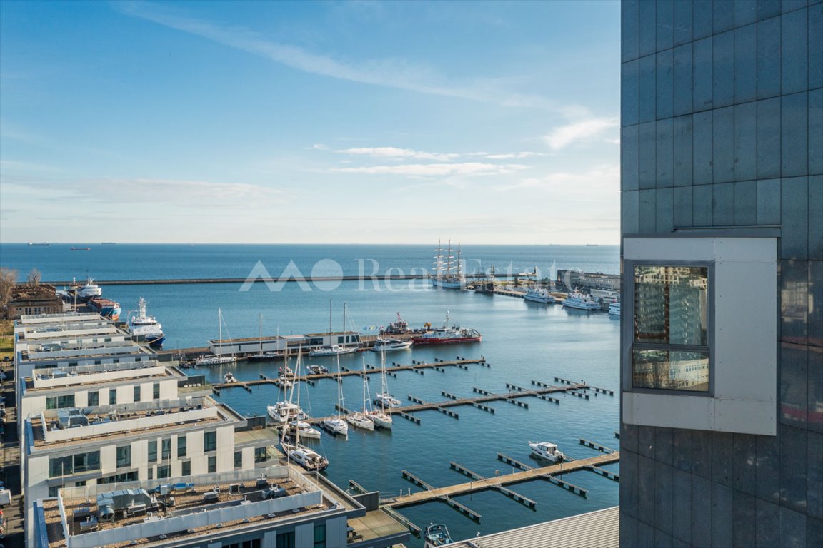 Na sprzedaż luksusowy apartament 84 m² z panoramicznym widokiem na Zatokę Gdańską Gdynia, Śródmieście, A. Hryniewickiego  84m2 Foto 1