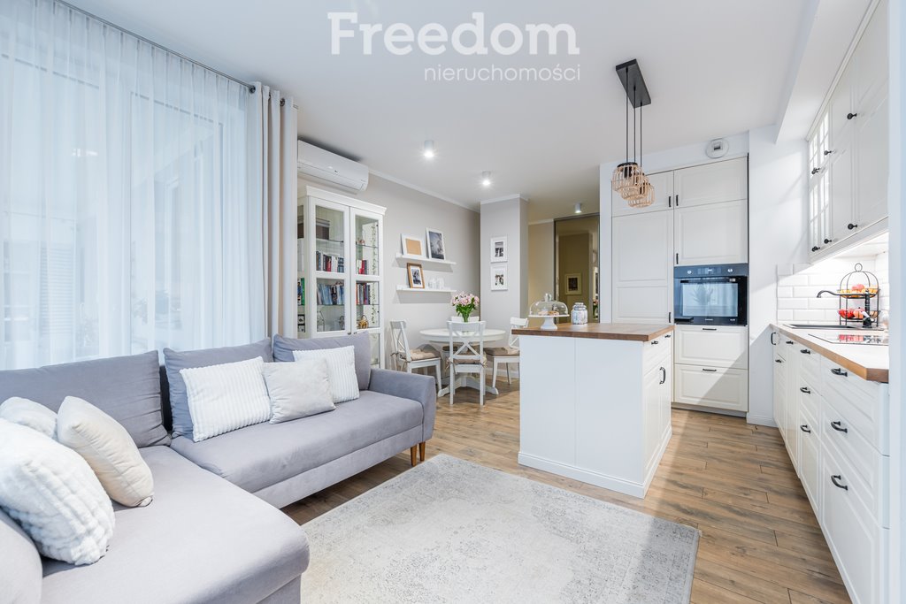 Mieszkanie trzypokojowe na sprzedaż Warszawa, Ursus, Starodęby  62m2 Foto 1