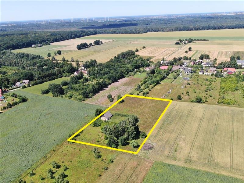 Sprzedam siedlisko 10 281 m² z domem i dużą działką w Słowino: Słowino: Słowino