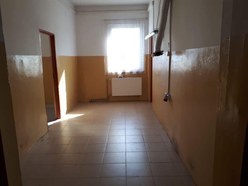 Lokal użytkowy na wynajem Piotrków Trybunalski, Romana Dmowskiego  70m2 Foto 2