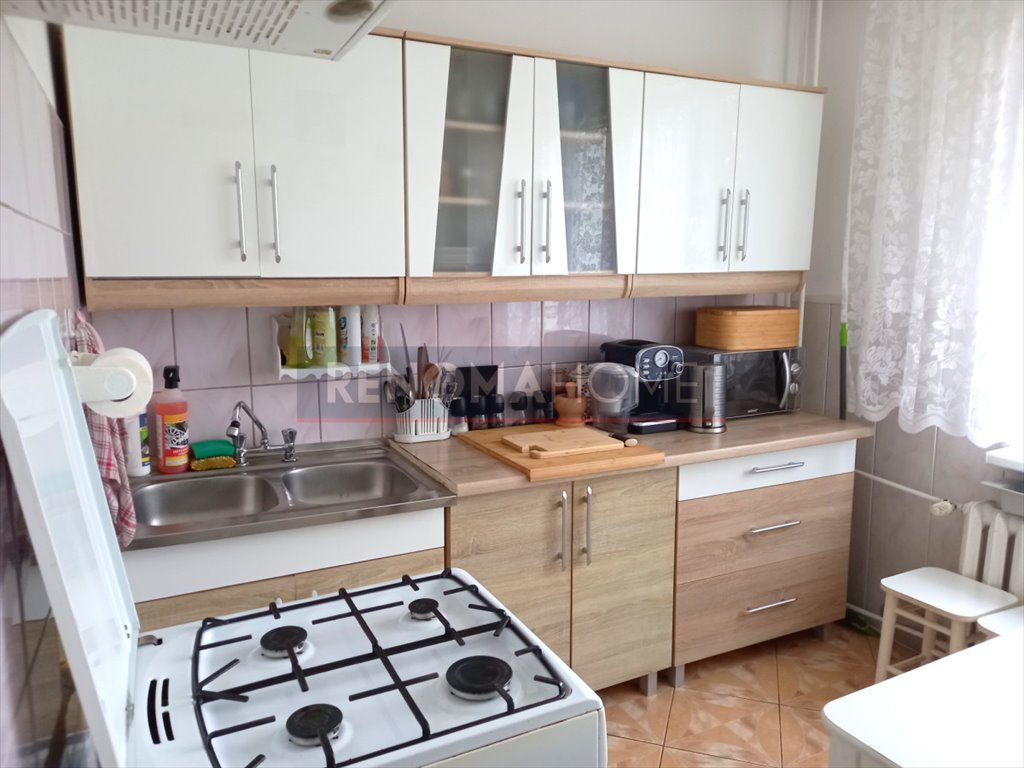 Mieszkanie czteropokojowe  na sprzedaż Świdnica  74m2 Foto 3