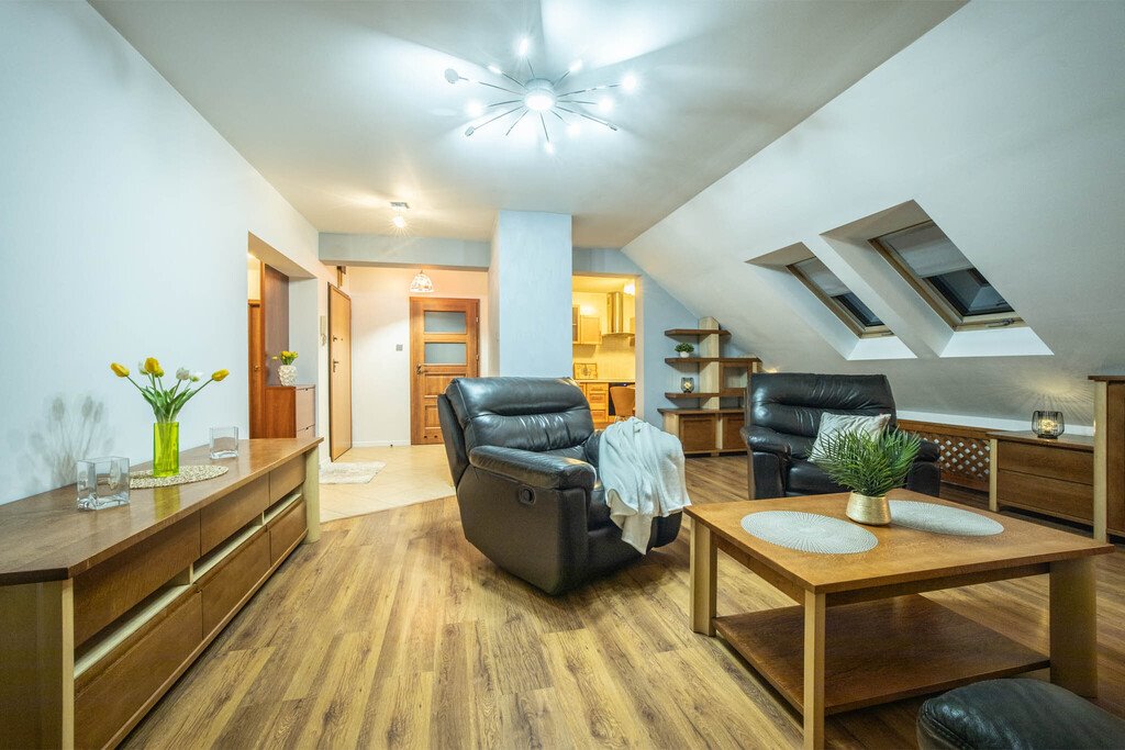 Mieszkanie trzypokojowe na sprzedaż Ozorków, kard. Stefana Wyszyńskiego  63m2 Foto 1