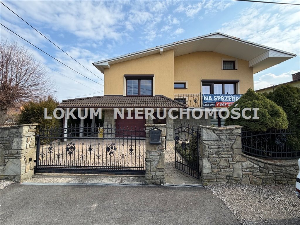 Komfortowy dom z garażem, 3 pokoje, ogród, ciepło i funkcjonalność Bąków, Jasna  210m2 Foto 1