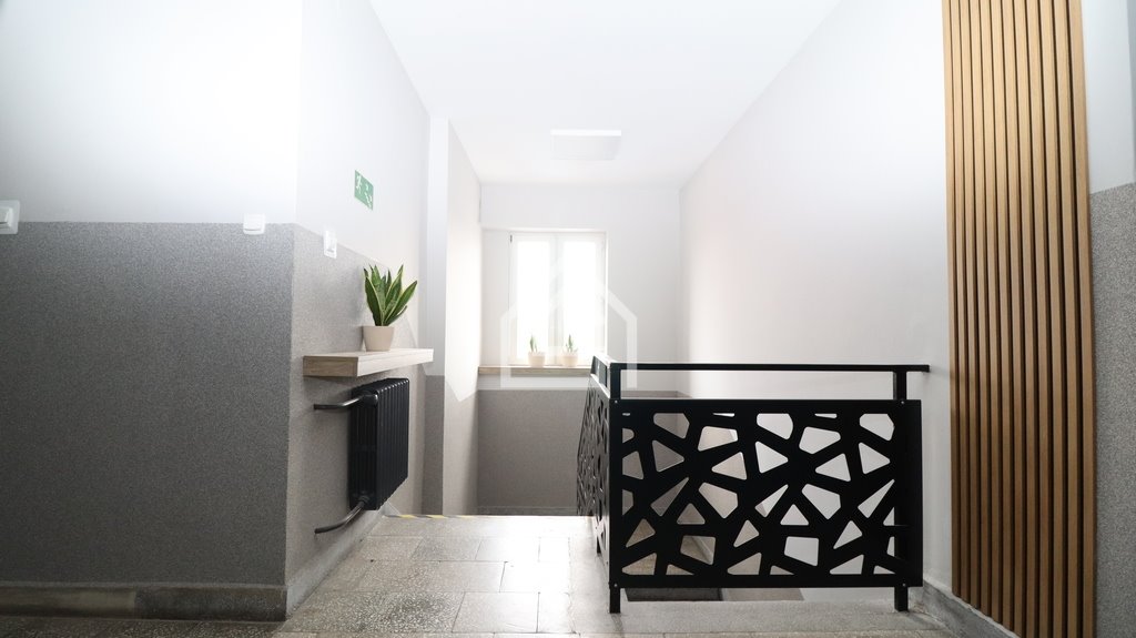 Lokal usługowy 10 m2 z aneksem i parkingiem w Bochni Bochnia  14m2 Foto 1