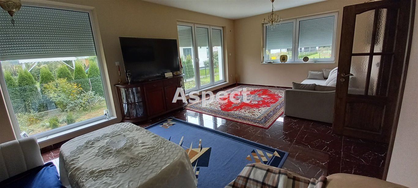 Gotowy dom 114 m² na 10 arowej działce w Kątach Kąty  149m2 Foto 1