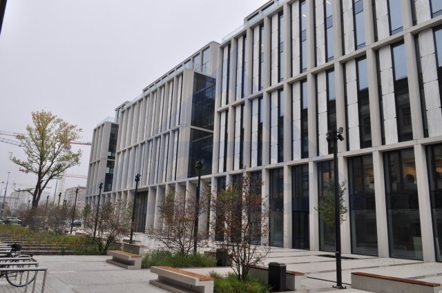 Nowoczesny biurowiec klasy A z tarasami w centrum Warszawy Warszawa, Śródmieście  798m2 Foto 1