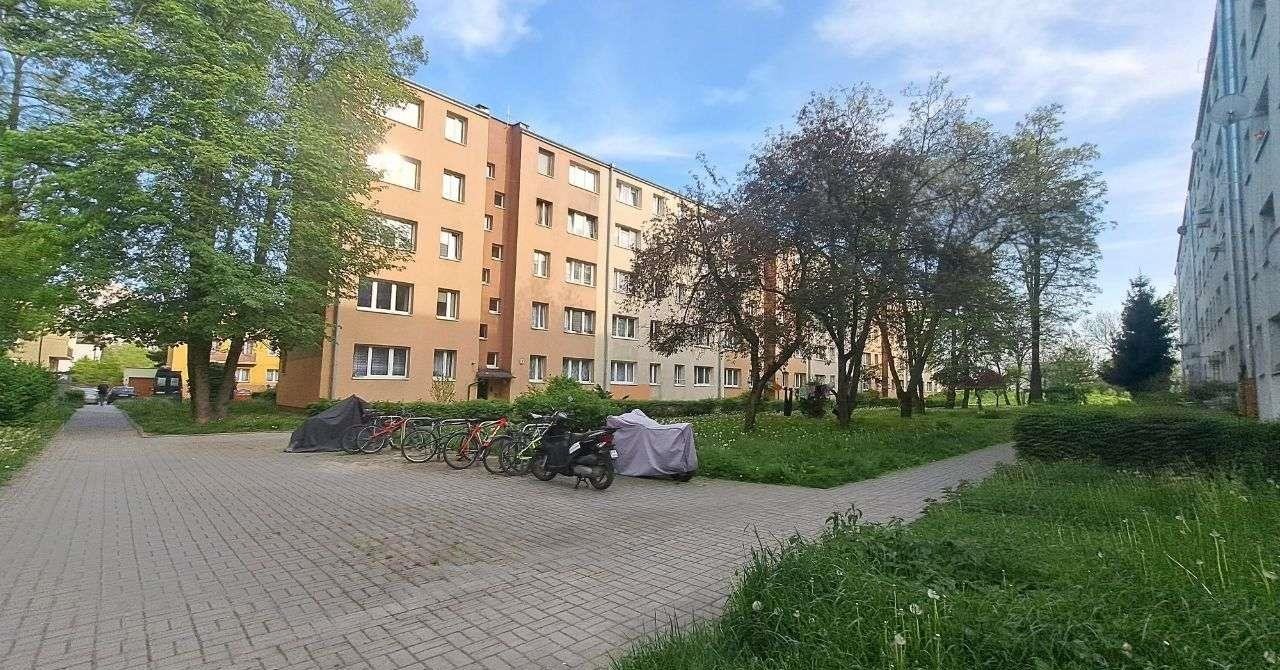 Mieszkanie trzypokojowe na sprzedaż Kraków, ul. Kazimierza Pużaka  46m2 Foto 1