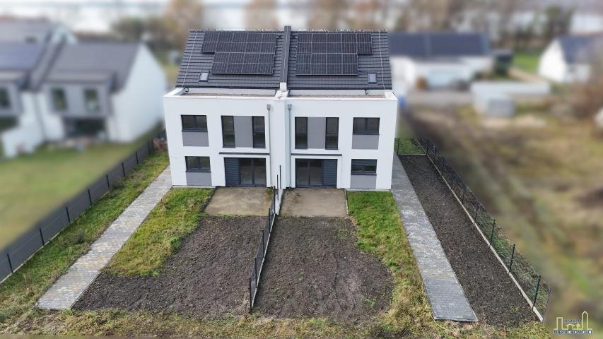 Sprzedam nowoczesny dom z ogródkiem blisko jeziora w Wolsztynie Wolsztyn, Fabryczna  97m2 Foto 1