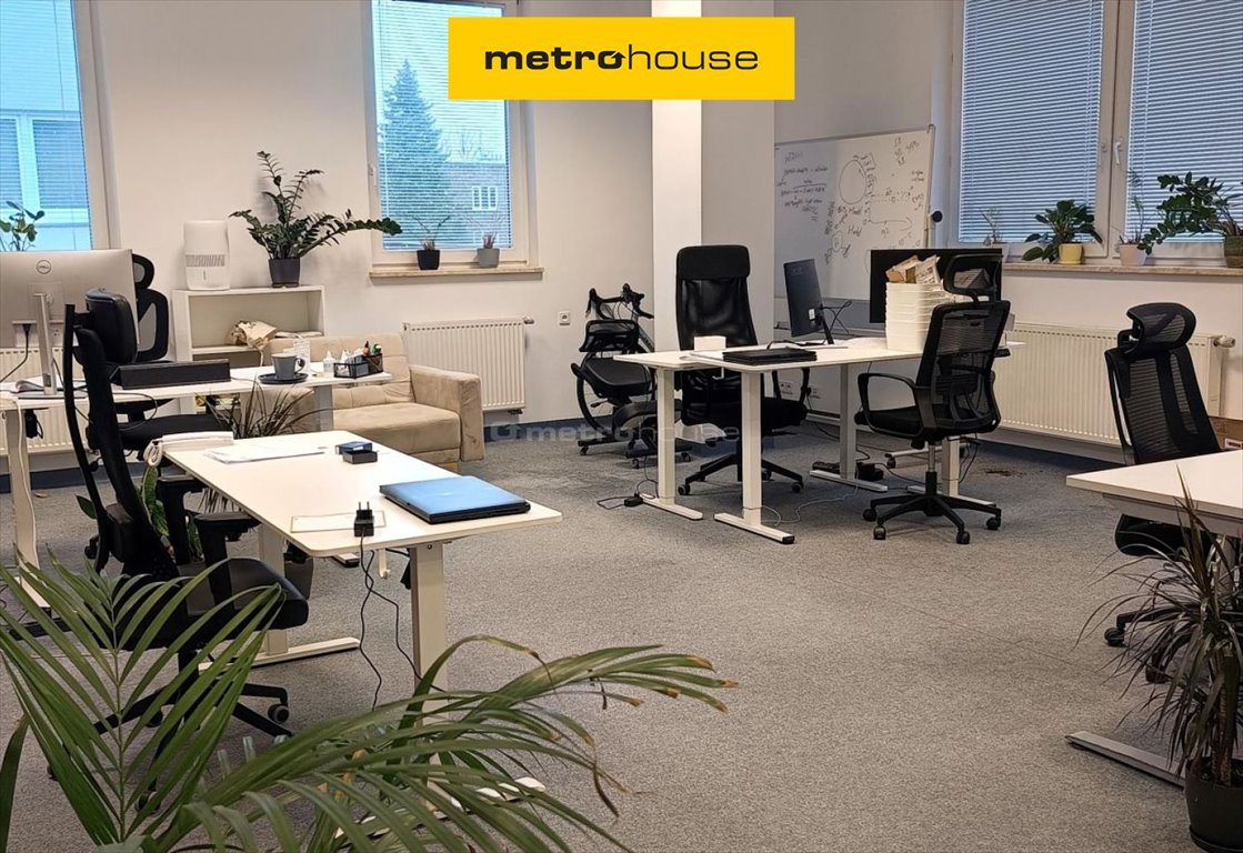 Nowoczesny biurowiec klasy A w Włochach, 620 m2 Warszawa, Włochy  620m2 Foto 1