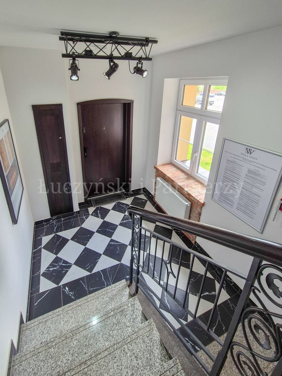 Stylowe 2 pokoje z balkonem 10 m² w Jeleniej Górze Jelenia Góra  53m2 Foto 1