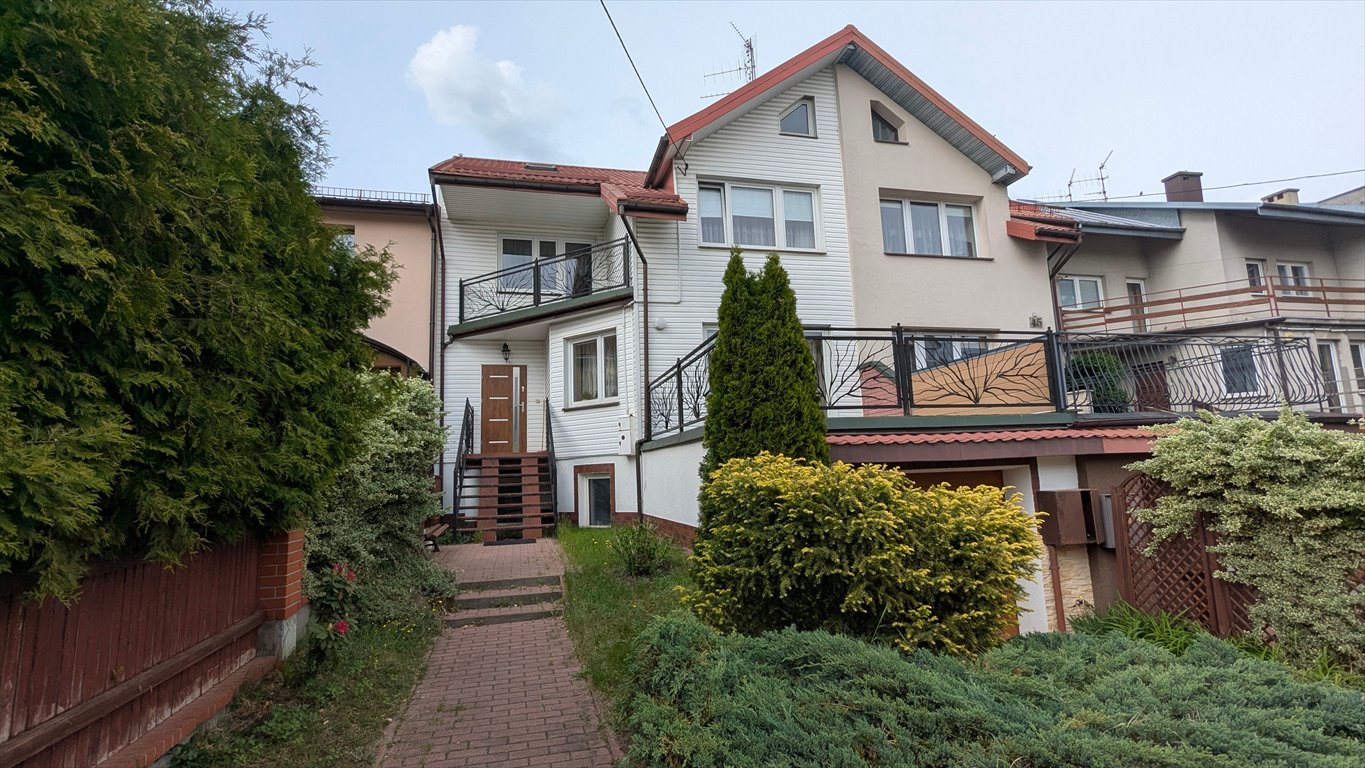 Segment środkowy z garażem, 6 pokoi, 331m2, Białystok Białystok, Jaroszówka, Nadburzańska  175m2 Foto 1