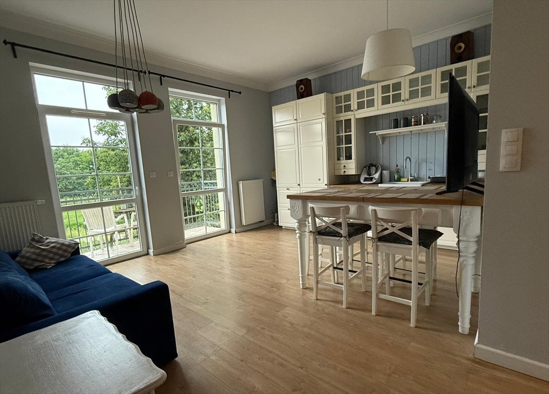 Mieszkanie trzypokojowe na sprzedaż Oława, Centrum, Plac Zamkowy  65m2 Foto 1