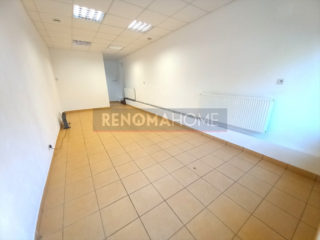 Lokal użytkowy w centrum Żarowa z witryną i dużym ruchem Żarów  49m2 Foto 1