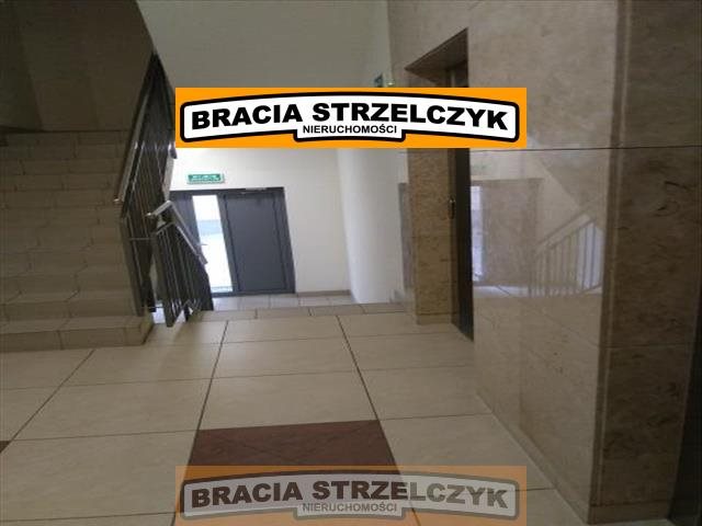 Mieszkanie trzypokojowe na sprzedaż Warszawa, Mokotów, Aleja Wyścigowa 80m2 Foto 1 Mieszkanie trzypokojowe na sprzedaż Warszawa, Mokotów, Aleja Wyścigowa 80m2 Foto 1