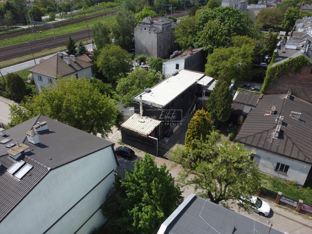 Przestronny budynek 340 m² po remoncie z parkingiem zapraszam Warszawa, Włochy  340m2 Foto 1