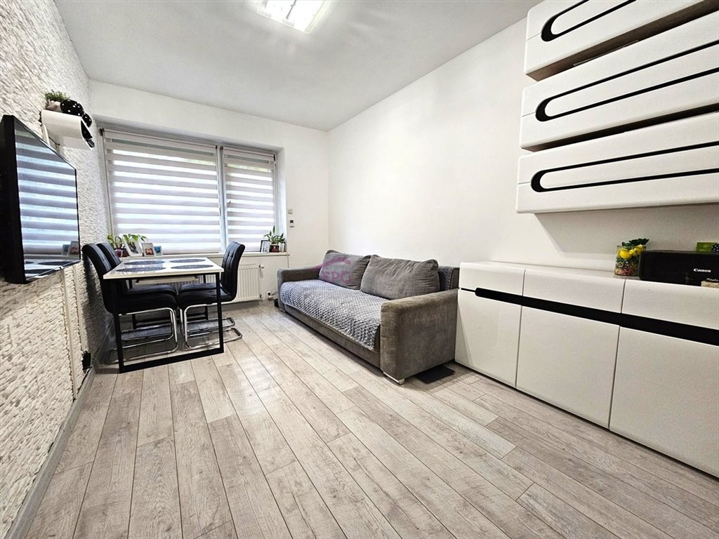 Mieszkanie dwupokojowe na sprzedaż Siemianowice Śląskie, Centrum, Szkolna  34m2 Foto 1