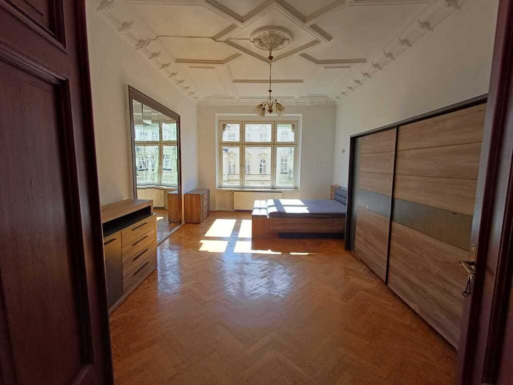 Sprzedam przestronne 77 m² mieszkanie z wysokimi sufitami w kamienicy Wrocław, Cypriana Kamila Norwida  77m2 Foto 1