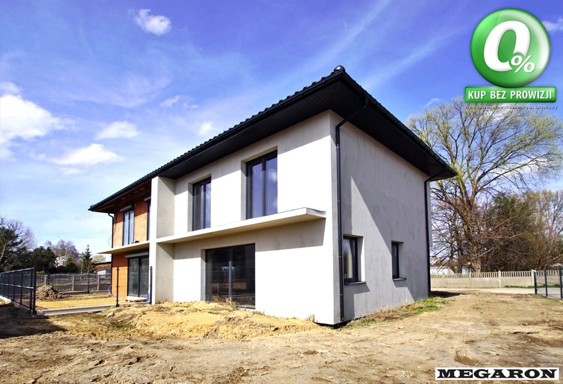 Dom bliźniak z ogrodem i balkonem - stan surowy w Grabówce Częstochowa, Grabówka  91m2 Foto 1