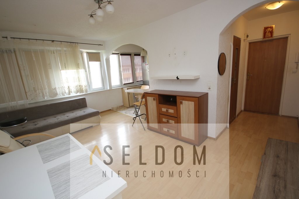 Mieszkanie dwupokojowe na sprzedaż Konin  42m2 Foto 1