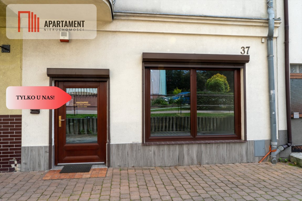 Lokal usługowy 57 m² w Trzebnicy (duża witryna, magazyn) Trzebnica  57m2 Foto 1