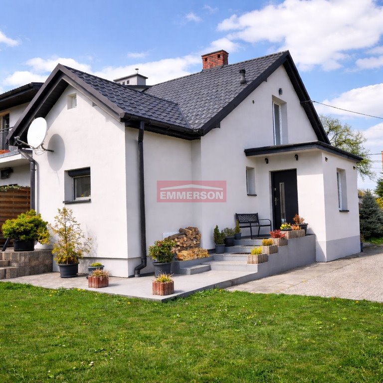 Klimatyczny bliźniak 87 m2 z dużą działką i garażem Wieliczka  87m2 Foto 1