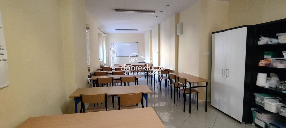 Lokal użytkowy na sprzedaż Jarosław  242m2 Foto 15