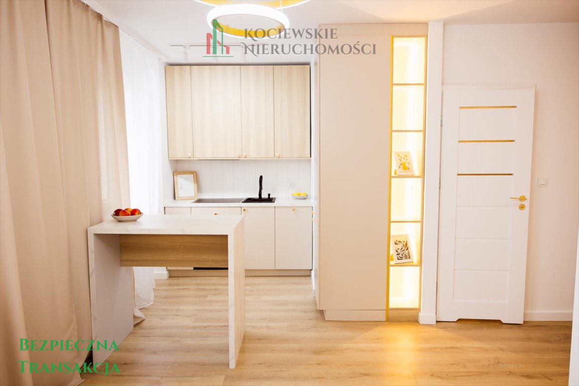 Mieszkanie trzypokojowe na sprzedaż Starogard Gdański, Gdańska  54m2 Foto 1