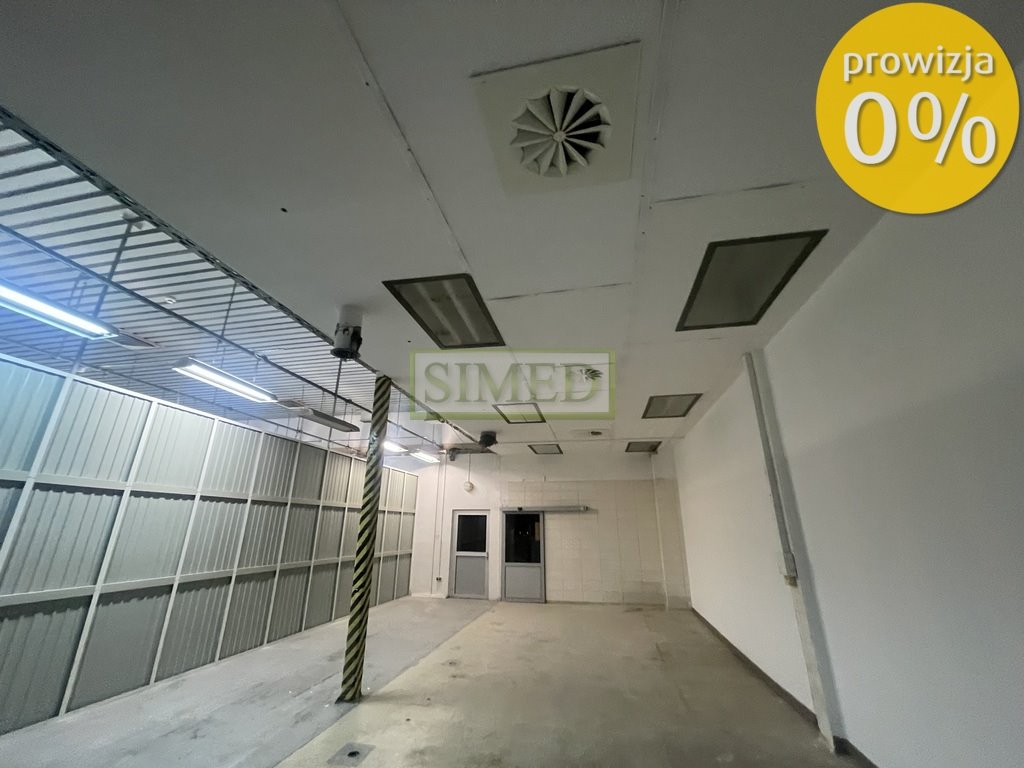 Na wynajem magazyn 78 m² na Bielanach z monitoringiem Warszawa, Bielany  139m2 Foto 1