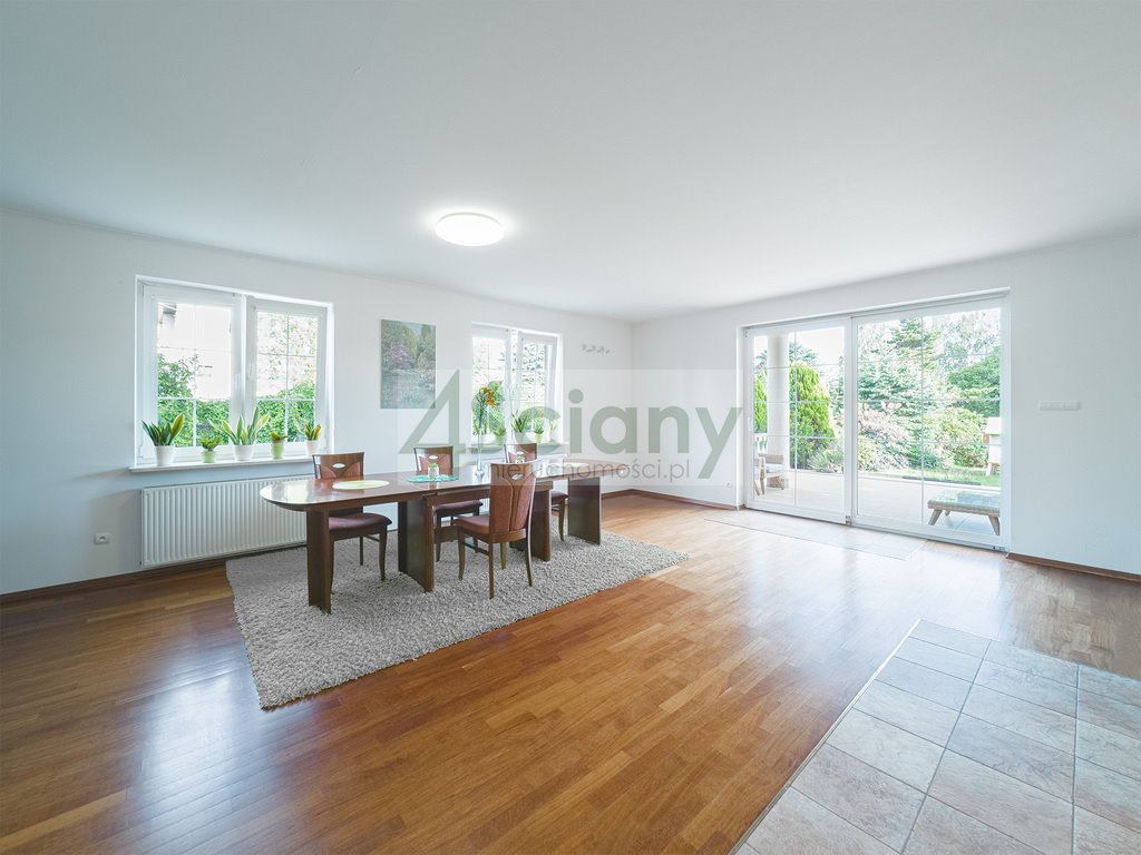 Przestronny dom wolnostojący 213 m² z dużą działką i garażem Piaseczno  213m2 Foto 1
