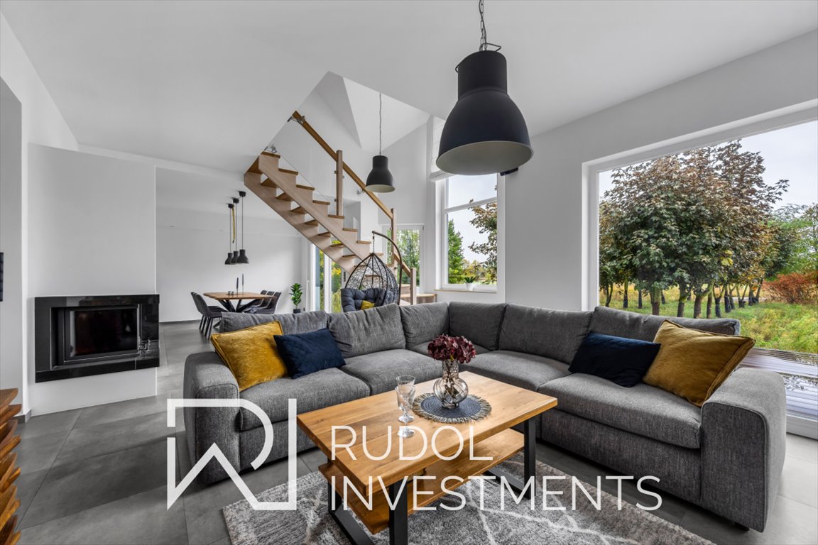 Nowoczesny dom z dużą działką i panoramicznymi oknami Dąbrówka, Łąkowa  170m2 Foto 1